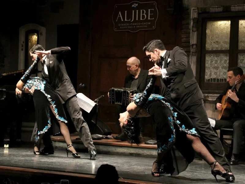 SHOW DE TANGO Y FOLCLORE