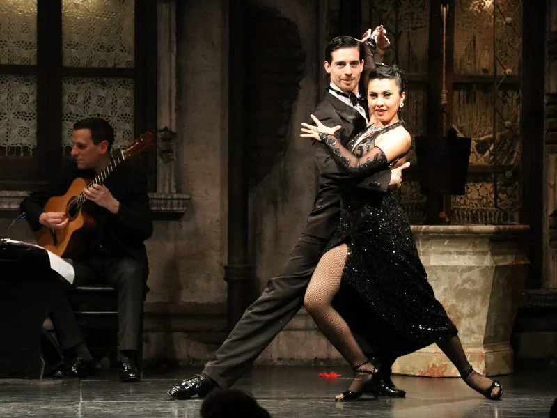 CENA + SHOW DE TANGO Y FOLCLORE
